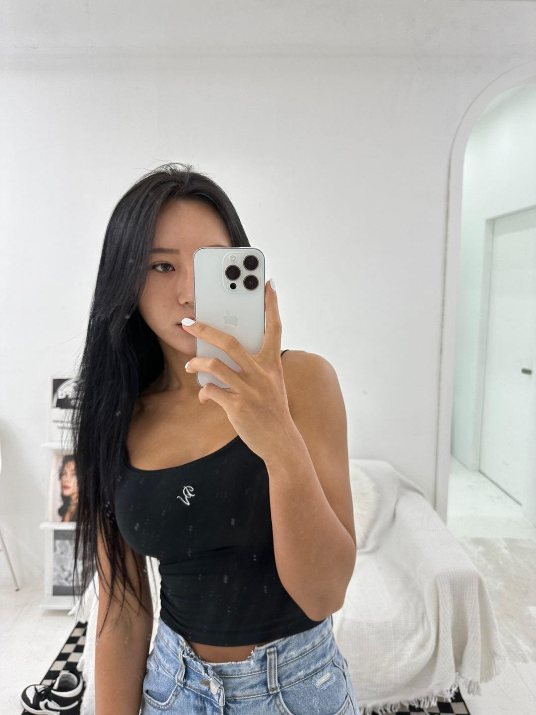 데바짐웨어 크롭 끈 나시