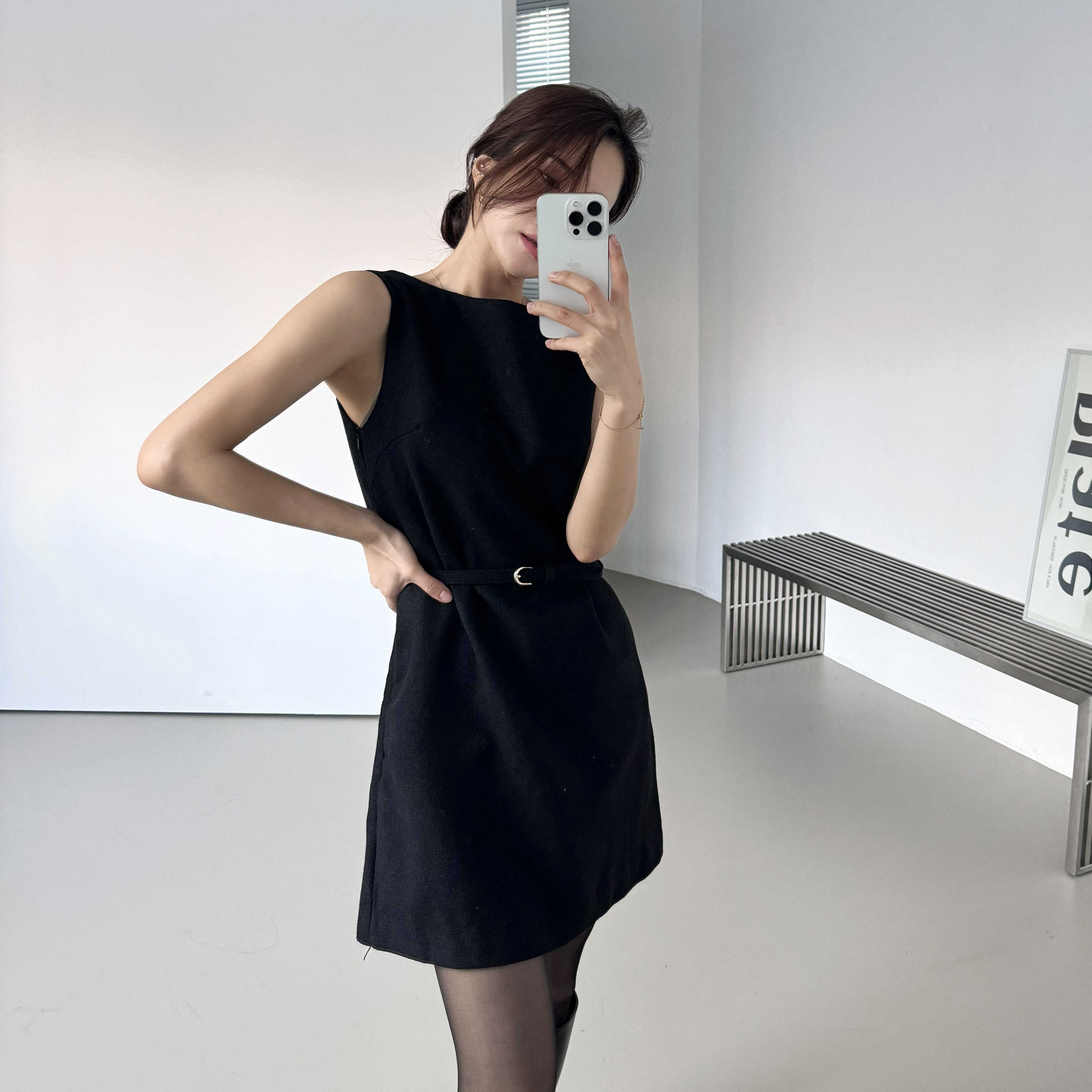 울 모직 라운드 벨트 미니 원피스